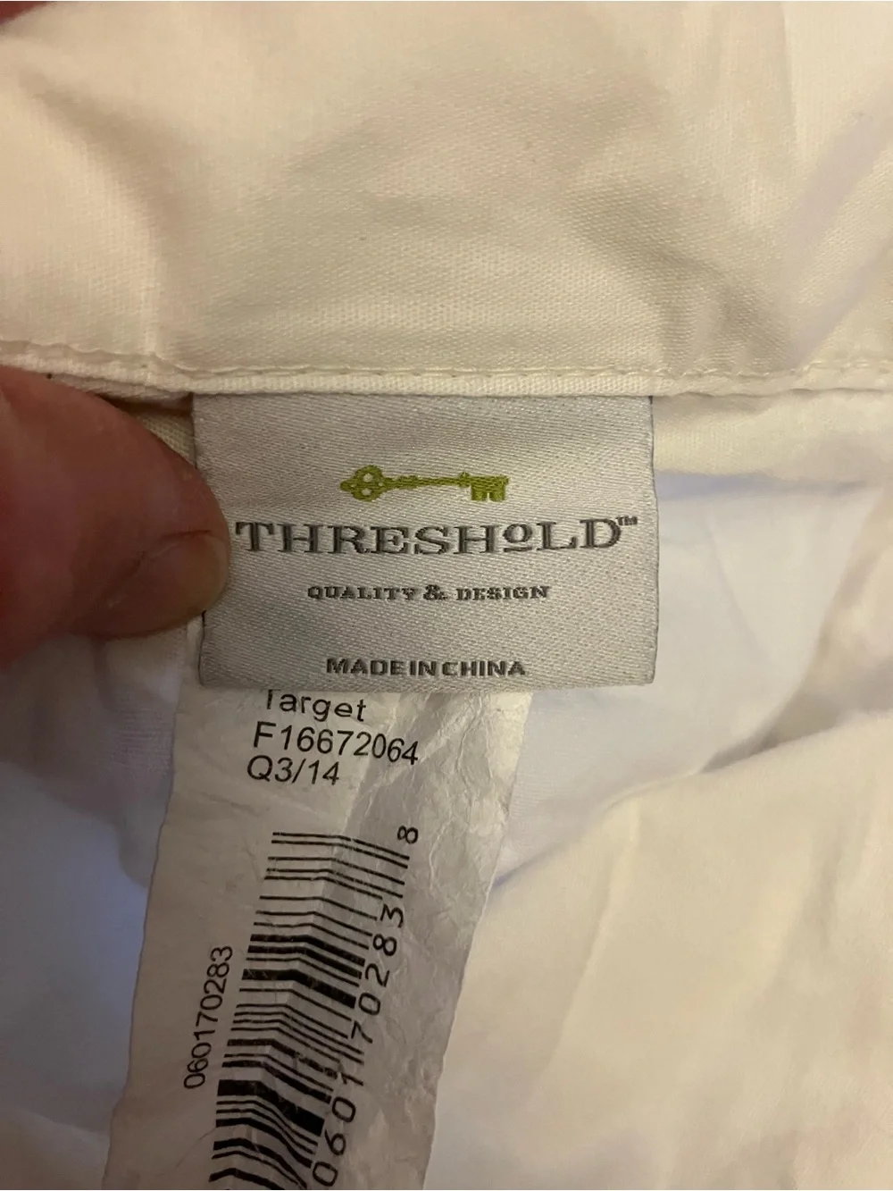 100% Cotton King size  duvet from threshold target button closure